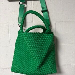 Sol and Selene Skys the limit - Medium Tote Kelly Green